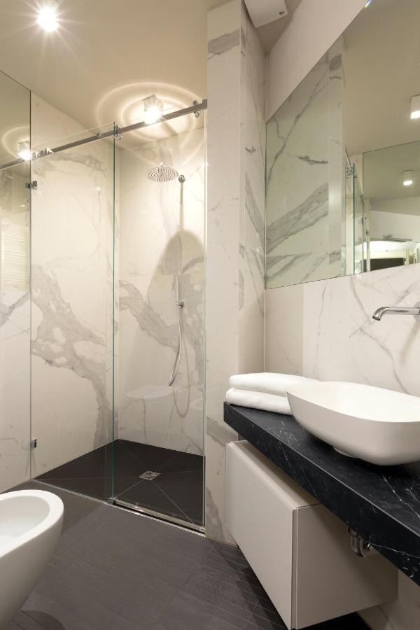 Salina Luxury Suites Parma Exterior foto